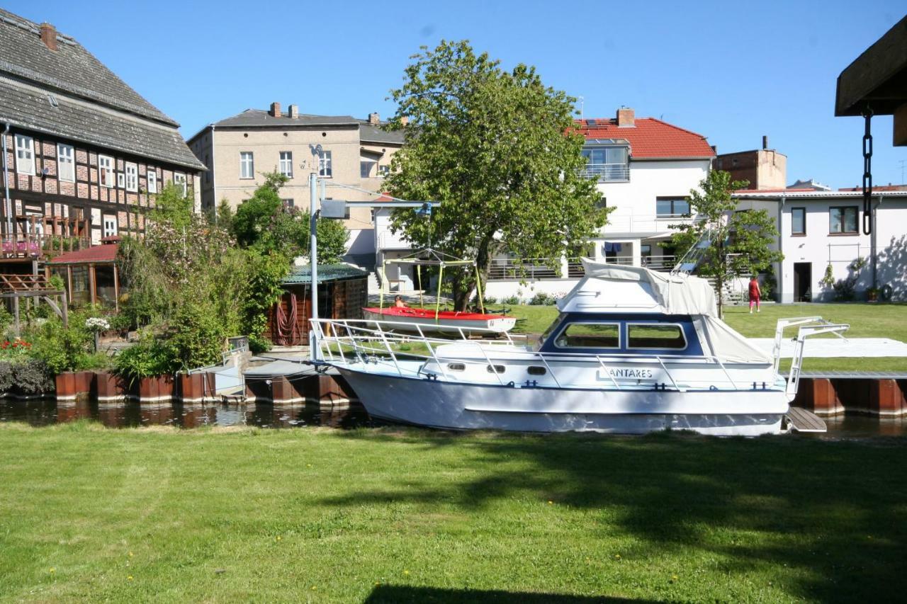 Schoene 3Zimmer Ferienwohnung Direkt Am Baalensee Furstenberg-Havel Exterior photo